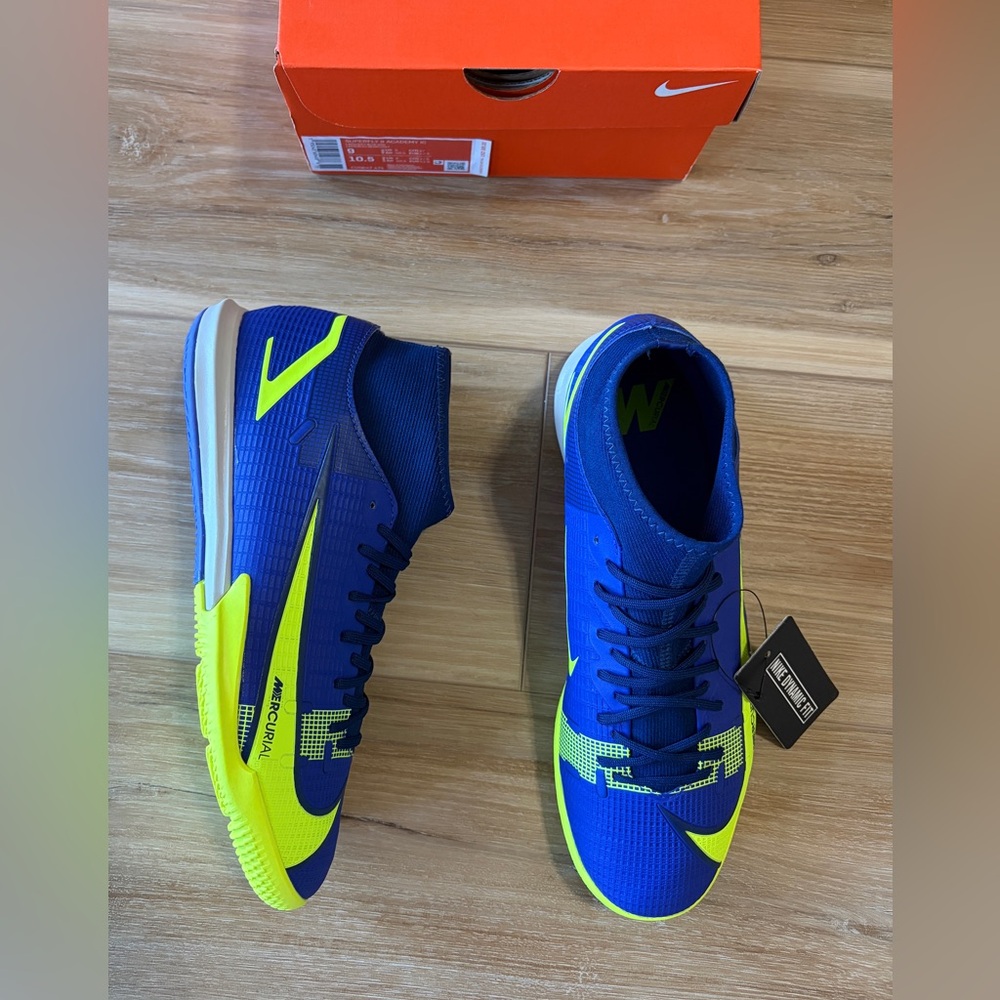 Nike Mercurial Superfly 8 IC Indoor Soccer Shoes